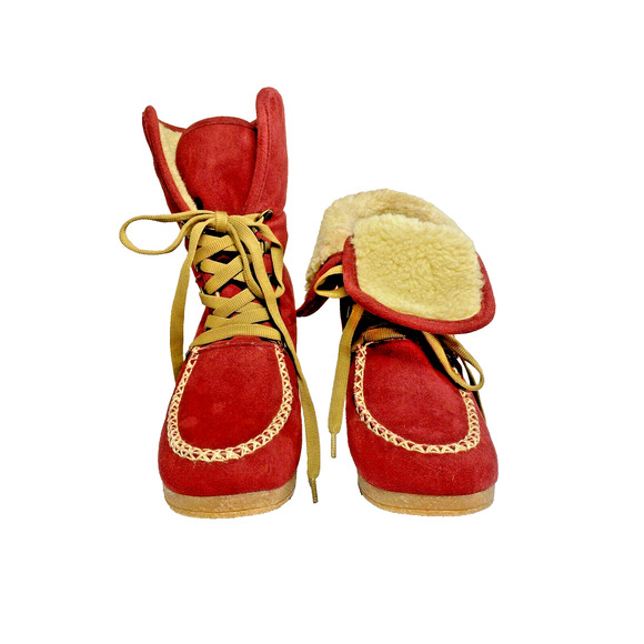 Moccasin Wedge Heel Bootie Women Sz 8 Red Faux Suede Faux Sherpa Lined by Viline - Picture 2 of 7